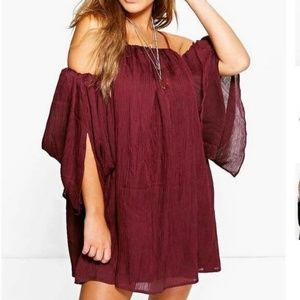 Boohoo Maroon Cold Shoulder Pleated Swing Dress